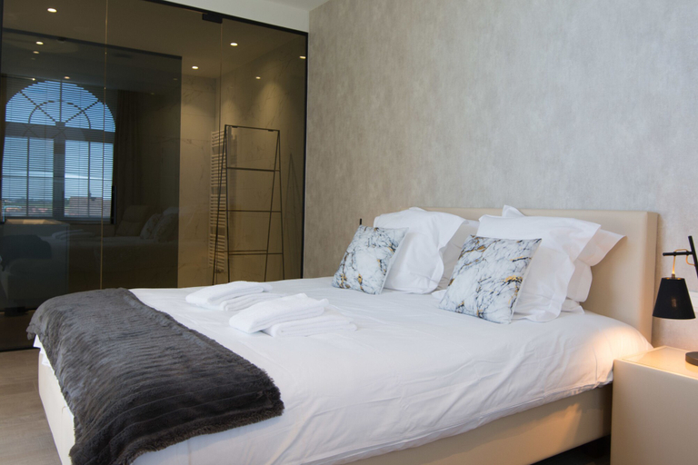 Bedroom 3, Hotel Acropolis, West-Vlaanderen