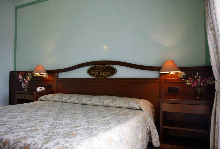 Bedroom 2, Hotel Bracco, Padua