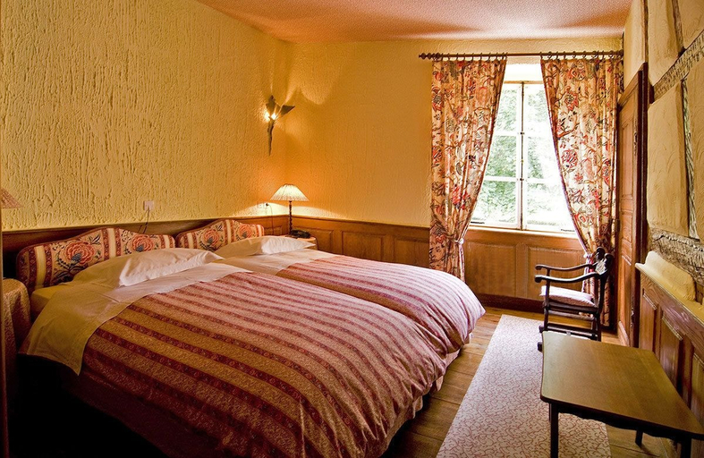 Bedroom 2, Hostellerie Seigneurs de Ribeaupierre, Haut-Rhin