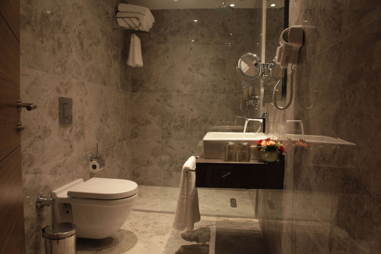Bathroom 4, Bricks Hotel Istanbul, Bakırköy
