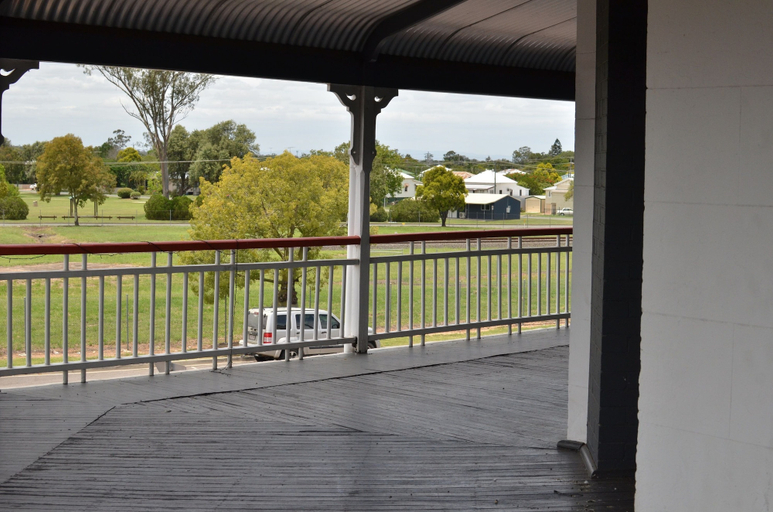 Others 4, Royal Hotel Gatton, Gatton