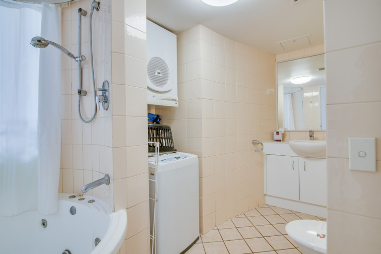 Bedroom 4, Grand Palais Boolarong Beachside Resort, Maroochy - Mooloolaba