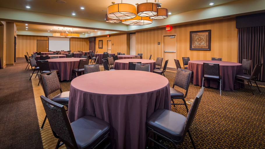 Food & Drinks 5, Best Western Plus Christopher Inn & Suites, Kaufman