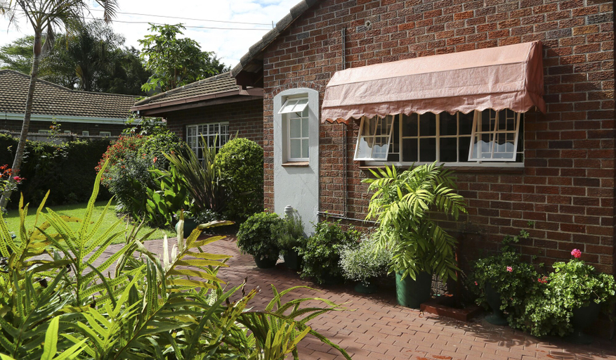 Exterior & Views 2, Sunbird Guest House, Harare