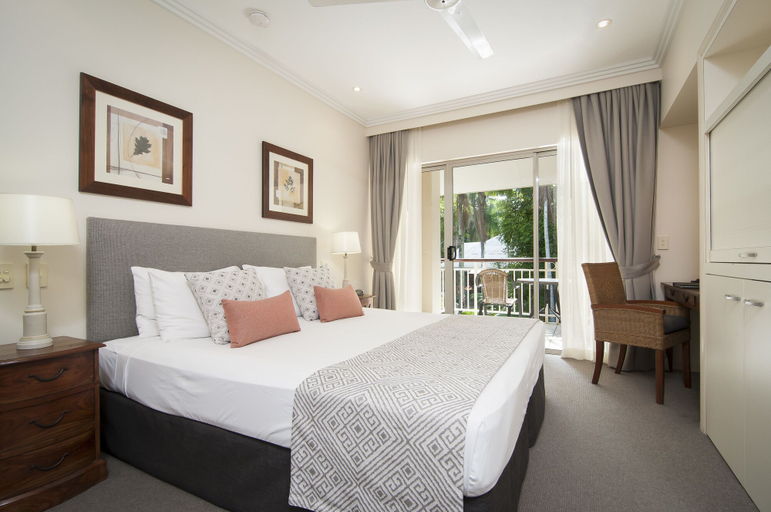 Bedroom 3, Paradise Links Resort, Douglas