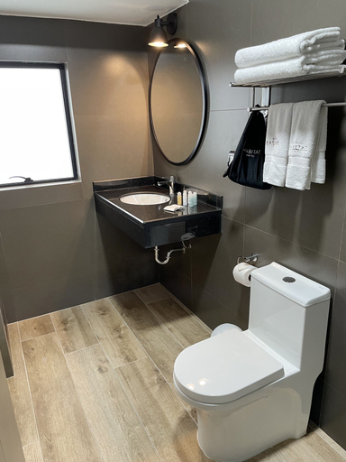 Bathroom 4, Habitat Hotel, Lima