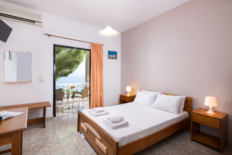 Bedroom 3, Dimitra Studios, Ionian Islands