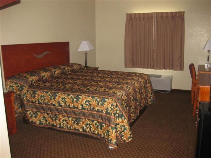 Bedroom 2, Heritage Inn Picayune, Pearl River