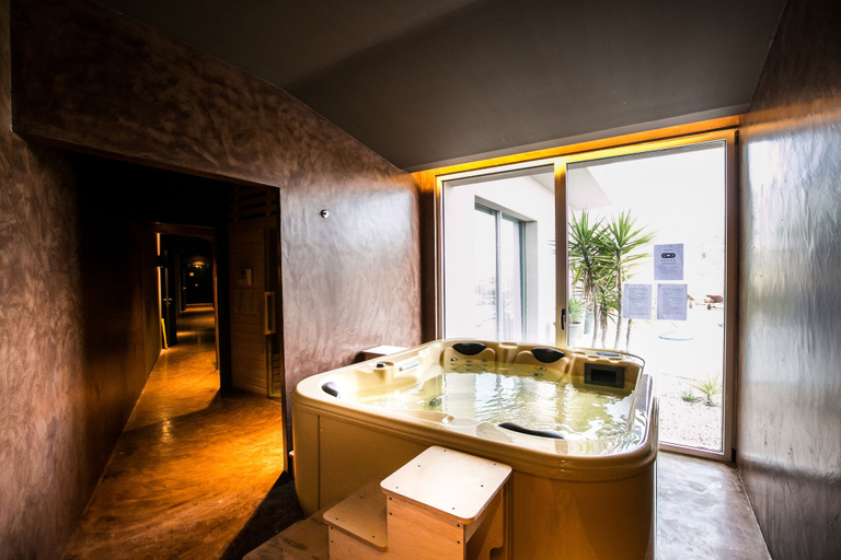 Bathroom 5, Vale d'Azenha Hotel and Residences, Alcobaça