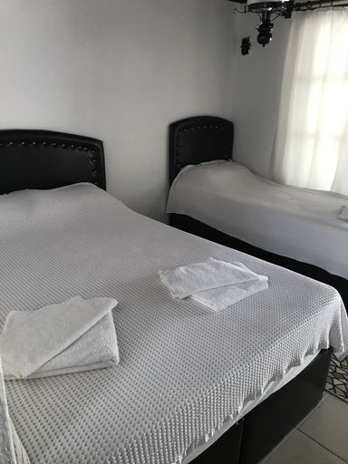 Bedroom 4, Assos Yenibahce Motel, Ayvacık