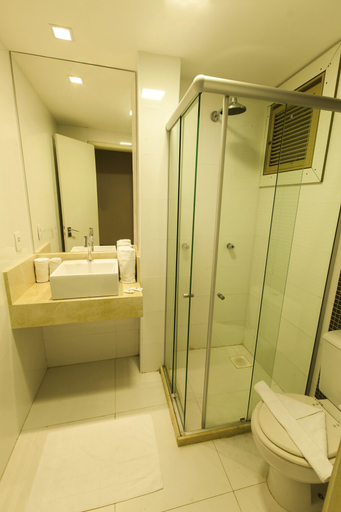 Bathroom 4, Fortaleza Mar Hotel, Fortaleza