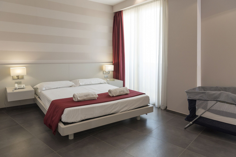 Bedroom 3, Grand Hotel Biffy, Avellino