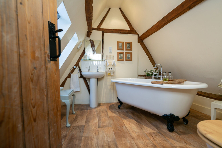 Bathroom 3, Just So Cottage, Buckinghamshire