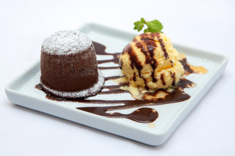 Food & Drinks 6