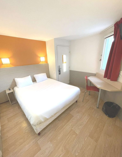 Bedroom 4, Première Classe Martigues, Bouches-du-Rhône