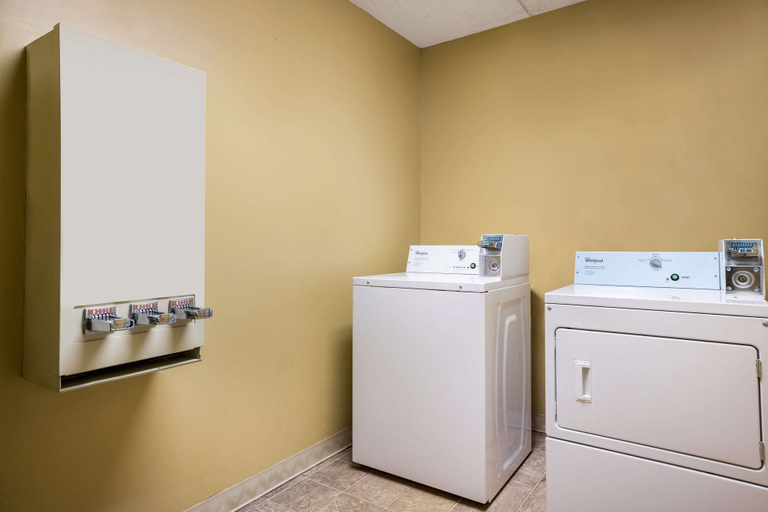 Others 5, Quality Inn & Suites Syracuse Fairgrounds, Onondaga