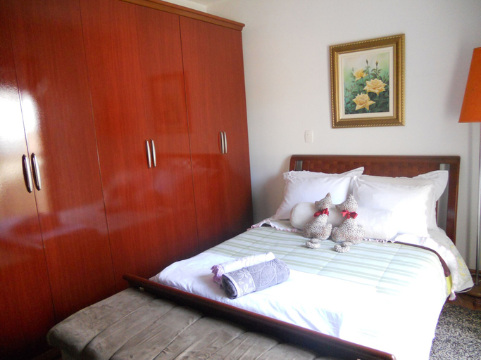 Bedroom 2, Three Little Birds Hospedagem, Curitiba