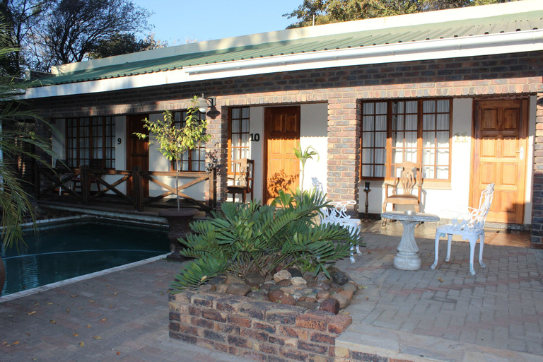 Exterior & Views 2, Royal Game Guest House, Mopani