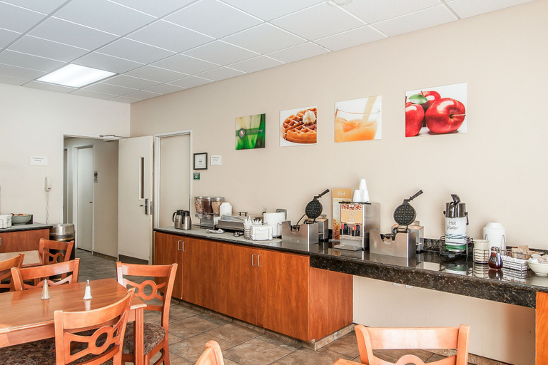 Food & Drinks 5, Quality Inn Downtown Convention Center, Multnomah