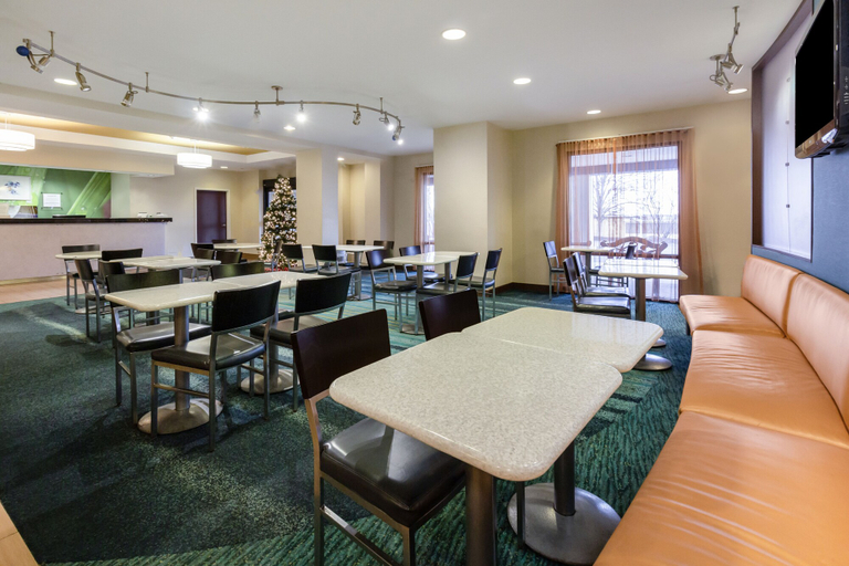 Food & Drinks 4, SpringHill Suites by Marriott Pittsburgh Washington, Washington