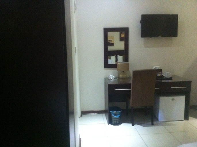 Others 4, Emerald Hotel, Gaborone