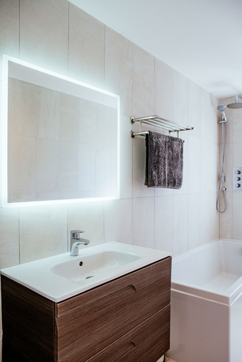 Bathroom 3, Sennen Cove Cottages, Cornwall