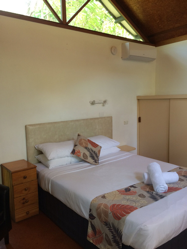 Bedroom 3, Byron Bay Rainforest Resort, Byron