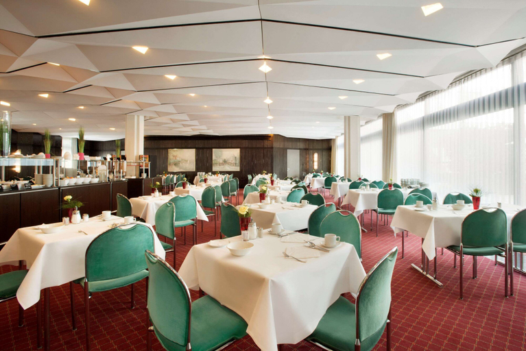 Food & Drinks 5, Ramada By Wyndham Nuernberg Parkhotel, Nürnberg