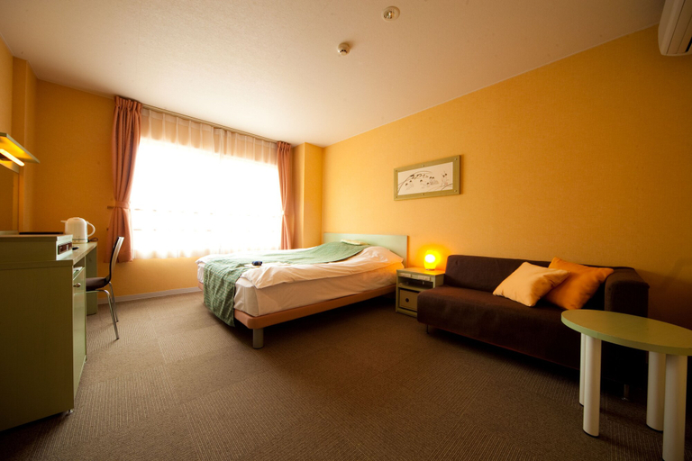 Bedroom 4, Hotel Aile, Beppu