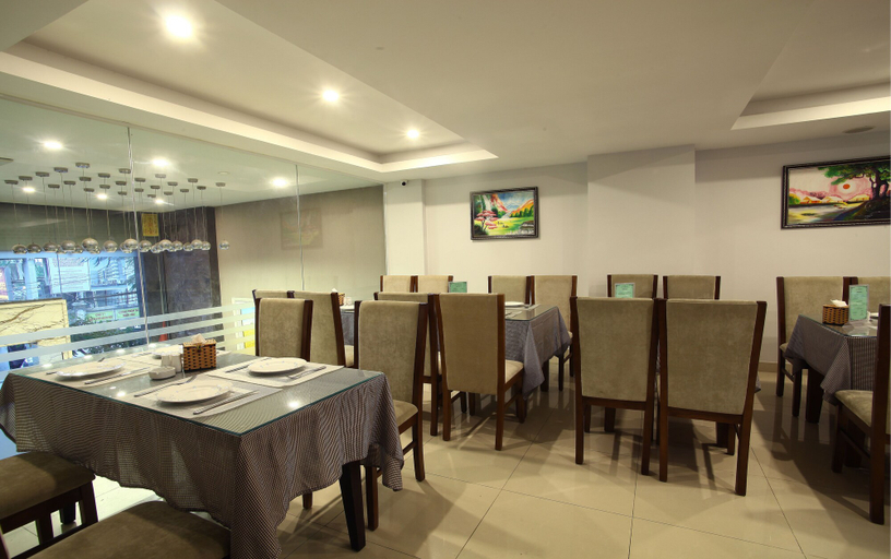 Food & Drinks 5, Blue Pearl Hotel, Cầu Giấy