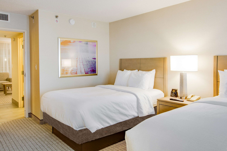 Bedroom 3, Embassy Suites by Hilton Columbus Dublin, Franklin