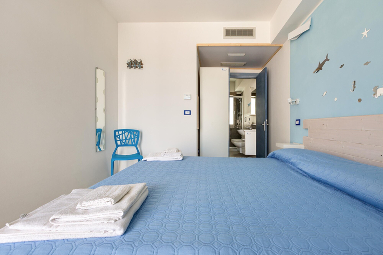 Room 2, 2133 Maresidence - Camere Matrimoniali, Lecce