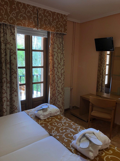 Bedroom 3, Hotel Balneario de la Virgen, Zaragoza