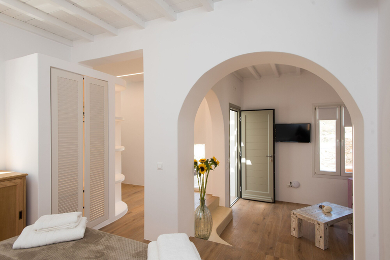 Bedroom 3, Levantes House Mykonos, South Aegean