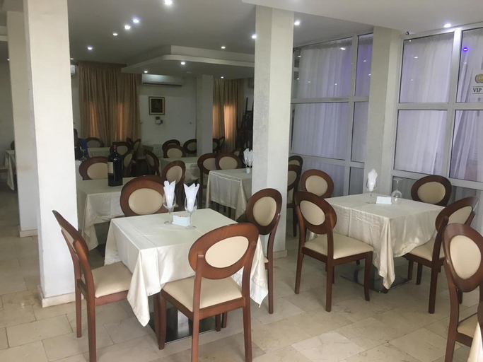 Food & Drinks 5, Hotel De Kajola, Eti-Osa
