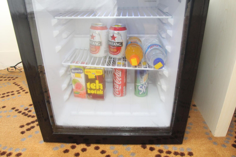 Food & Drinks 14
