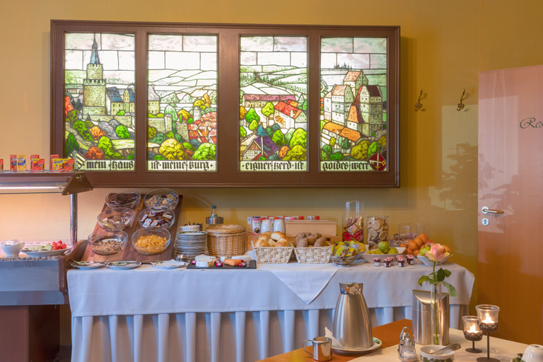 Food & Drinks 5, Zur Altstadt - Am Fuße der Osterburg - Gaststätte, Pension, FEWO, Greiz