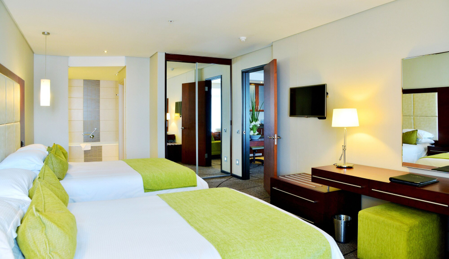 Bedroom 3, Premier Hotel East London ICC, Buffalo City