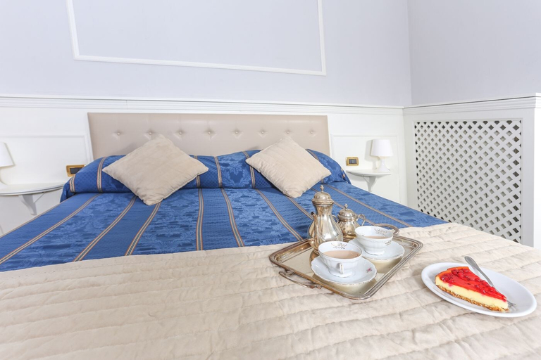 Bedroom 4, Hotel Ariston, Livorno