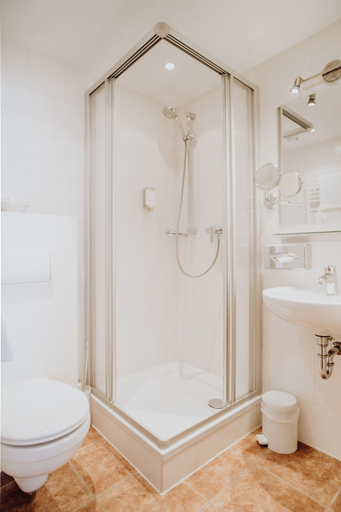 Bathroom 3, Hotel Frauensteiner Hof, Mittelsachsen