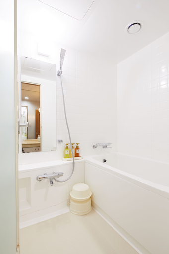 Bathroom 5, Resort Hotel Bel Paraiso, Nakijin