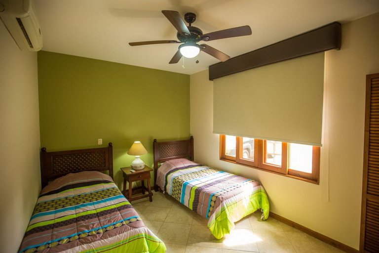 Bedroom 3, Club del cielo Unit 1, Garabito