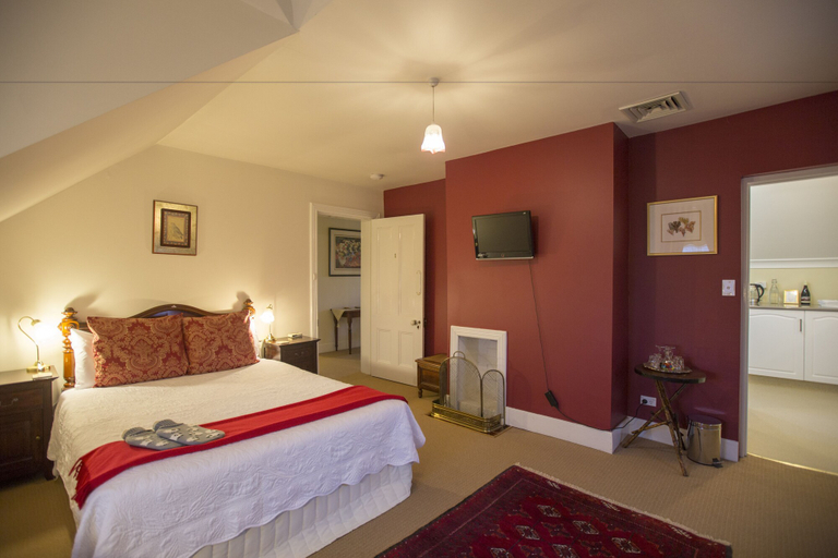 Bedroom 3, The Racecourse Inn, Northern Midlands - Pt A