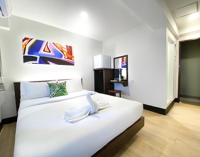 Bedroom 4, NewStar Hotel, Pattaya