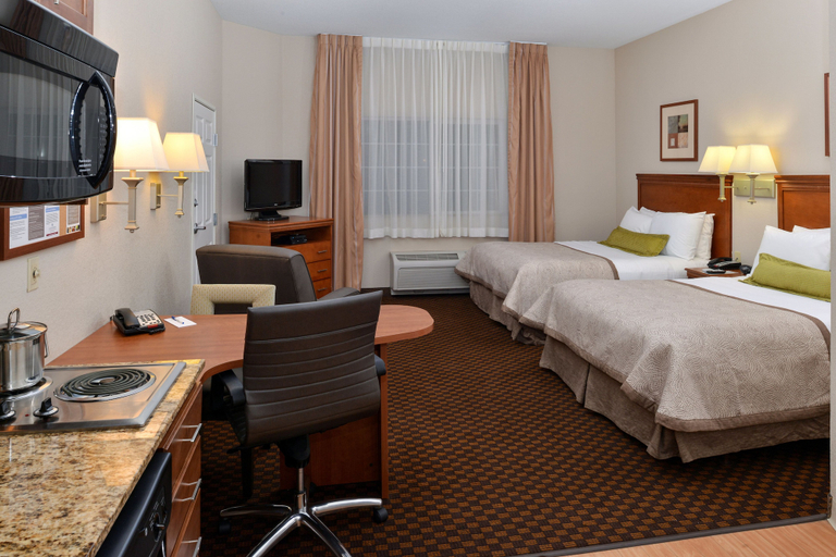 Bedroom 3, Candlewood Suites TURLOCK, Stanislaus