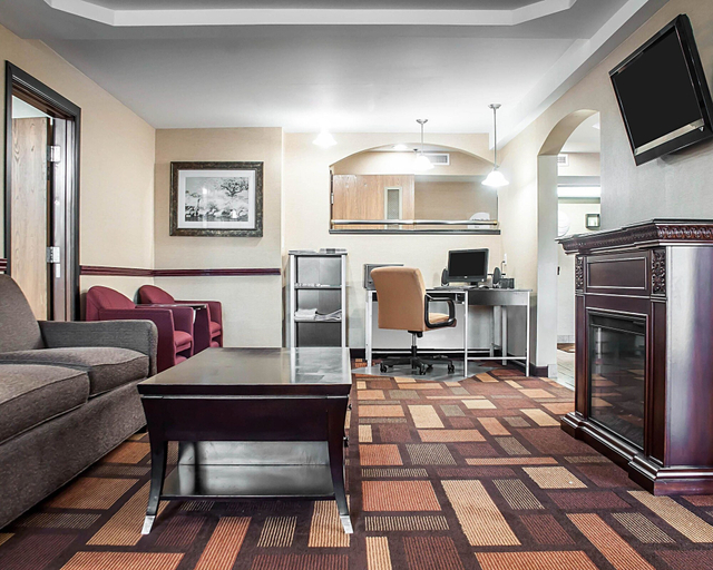 Others 1, Quality Inn Dunkirk, Chautauqua