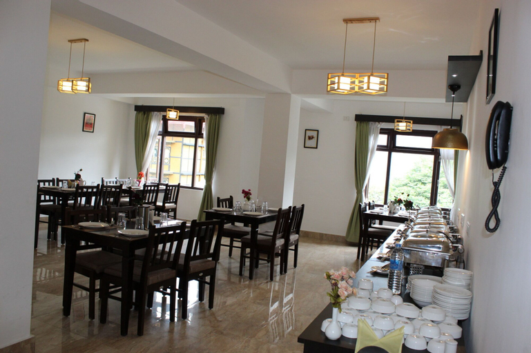 Food & Drinks 5, The Leenor Regency, East Sikkim