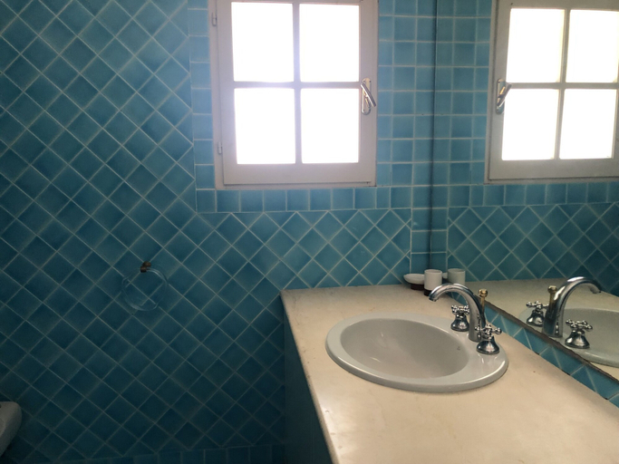 Bathroom 4, Baia delle Palme Beach, Cagliari