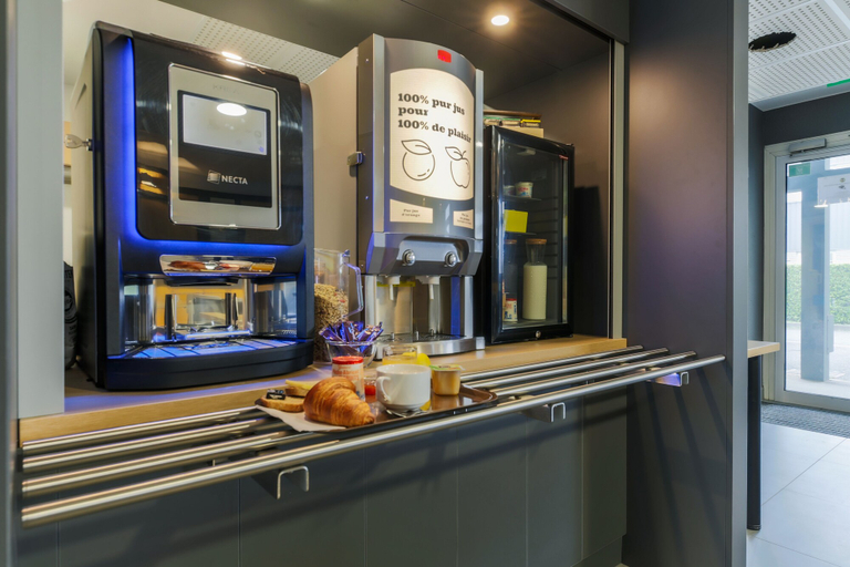 Food & Drinks 5, B&B HOTEL Metz Augny, Moselle