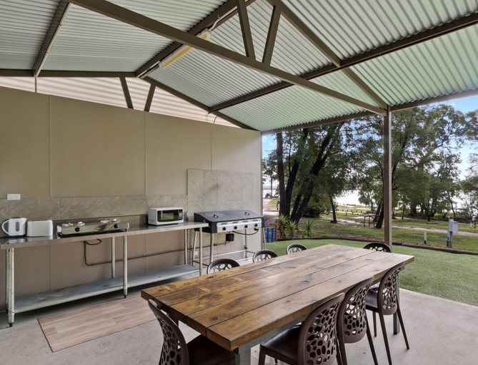 Others 4, Walpole Rest Point Caravan Park, Manjimup